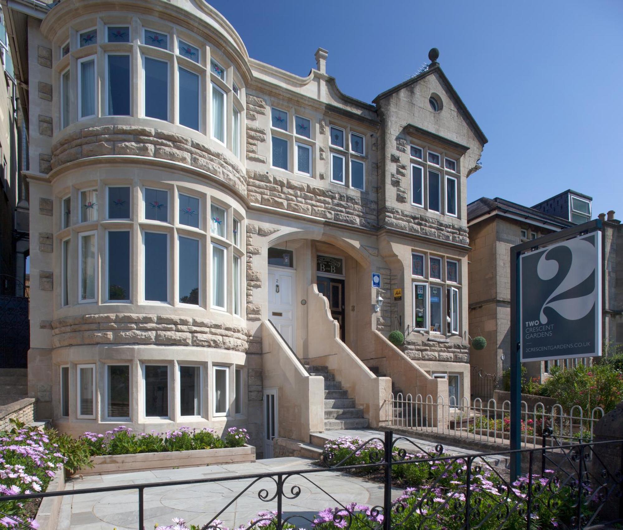 2 Crescent Gardens Guest House Бат Экстерьер фото