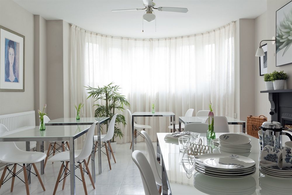 2 Crescent Gardens Guest House Бат Экстерьер фото